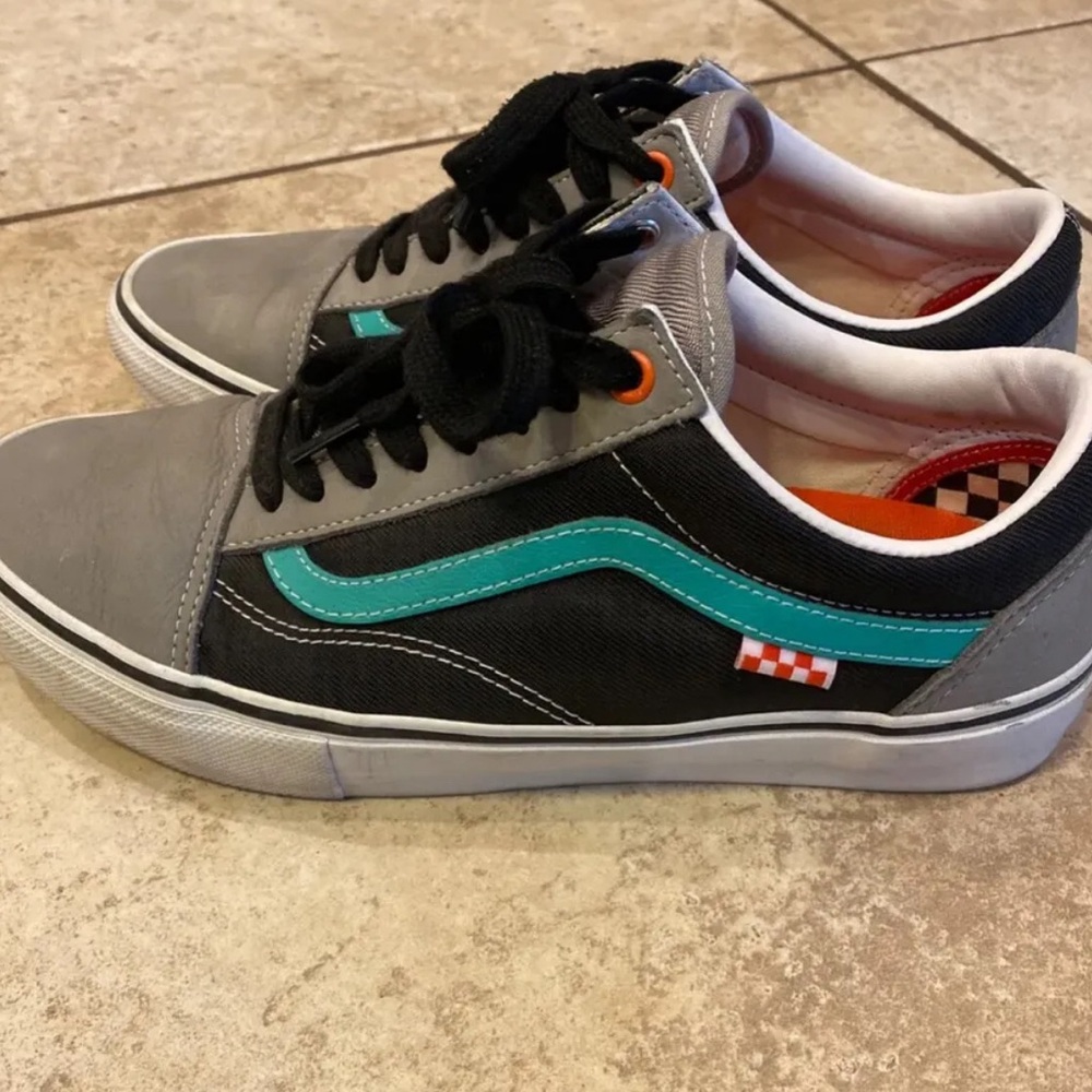Vans skate old skool “lucid” shark skin grey/ turquoise/ black size 10.5